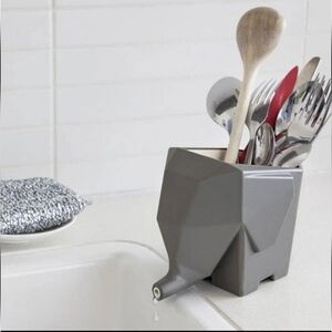 Grey Drainer Plastic Elephant Sink Organizer And Toothbrush Holder